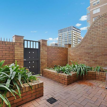 Newcastle Short Stay Accommodation - Sandbar Newcastle Beach Esterno foto