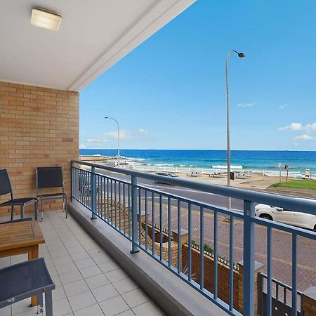Newcastle Short Stay Accommodation - Sandbar Newcastle Beach Esterno foto