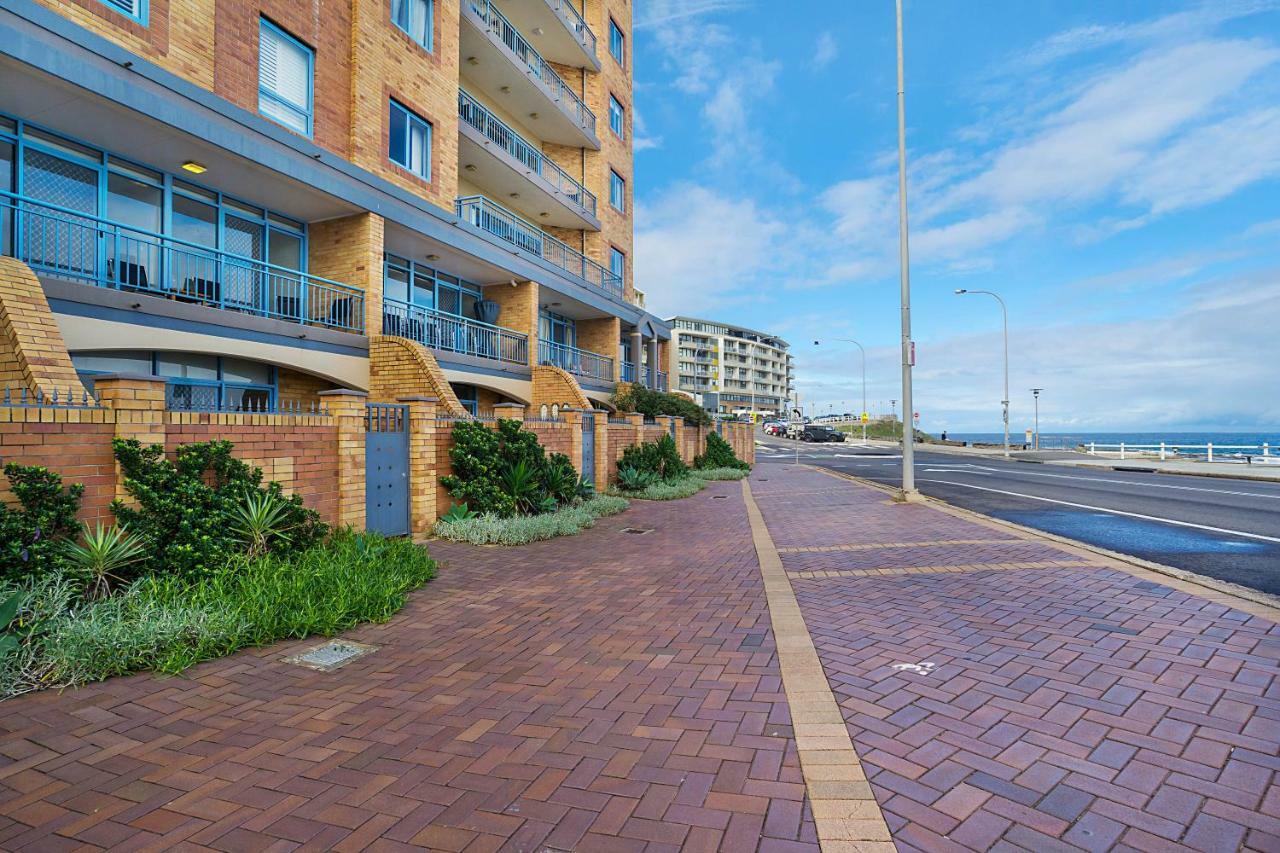 Newcastle Short Stay Accommodation - Sandbar Newcastle Beach Esterno foto