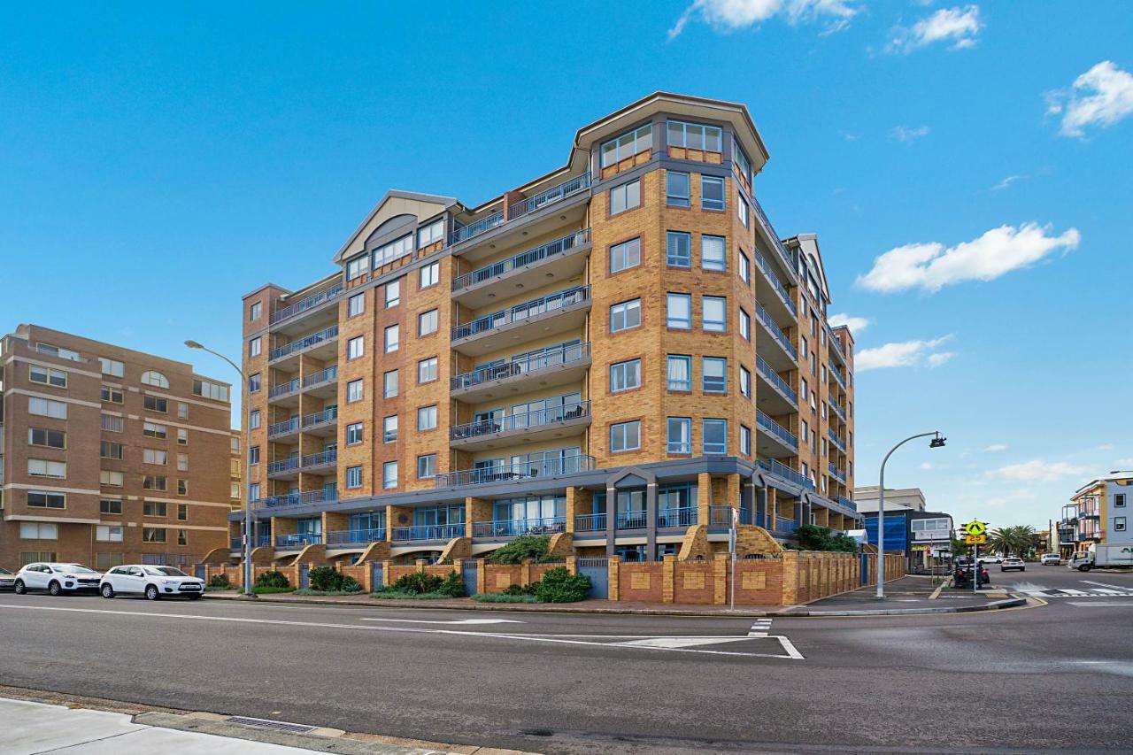 Newcastle Short Stay Accommodation - Sandbar Newcastle Beach Esterno foto