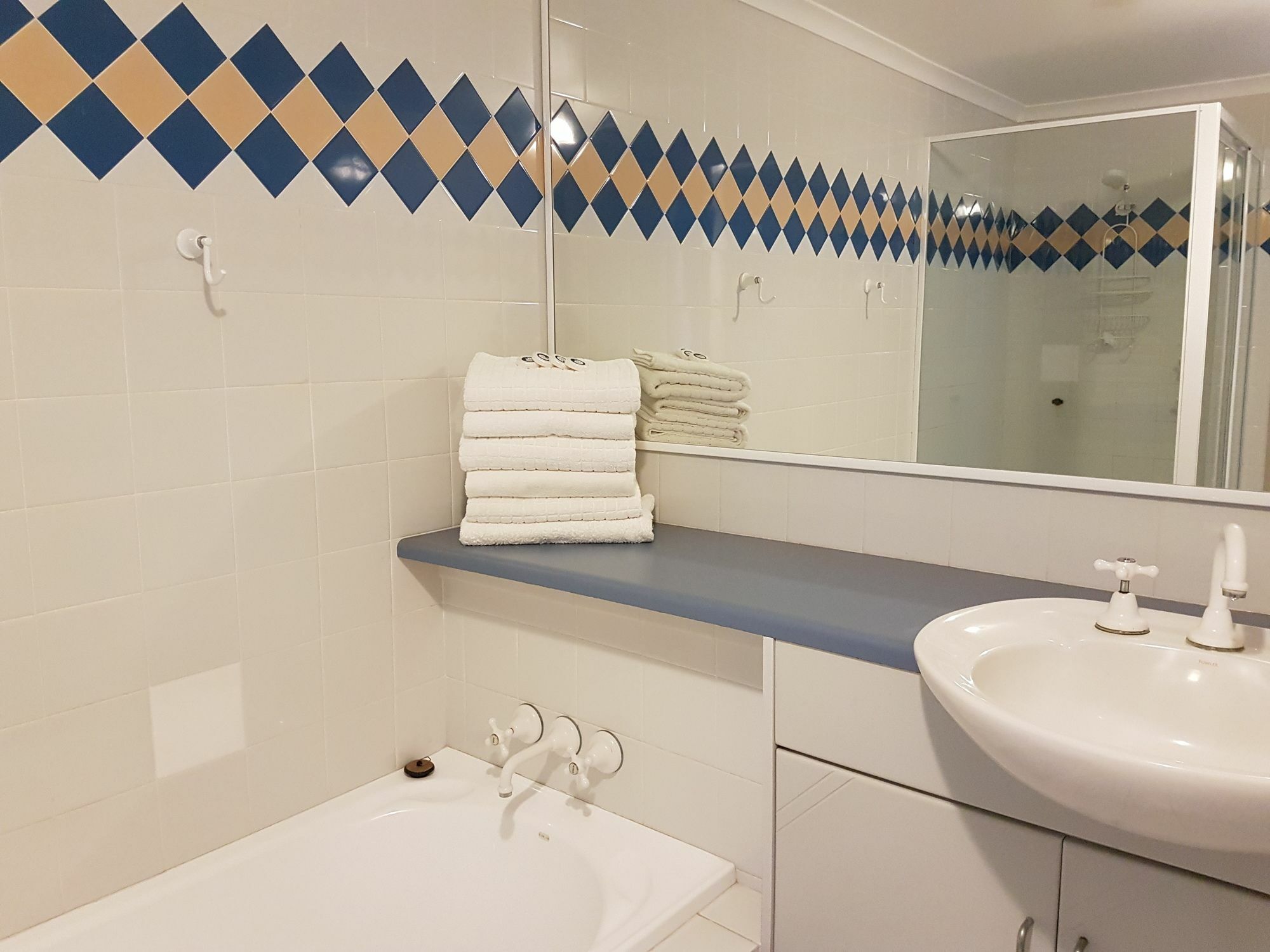 Newcastle Short Stay Accommodation - Sandbar Newcastle Beach Esterno foto